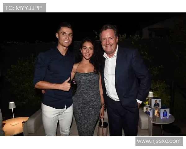 在演唱会现场偶遇足球明星的奇妙经历与感动瞬间